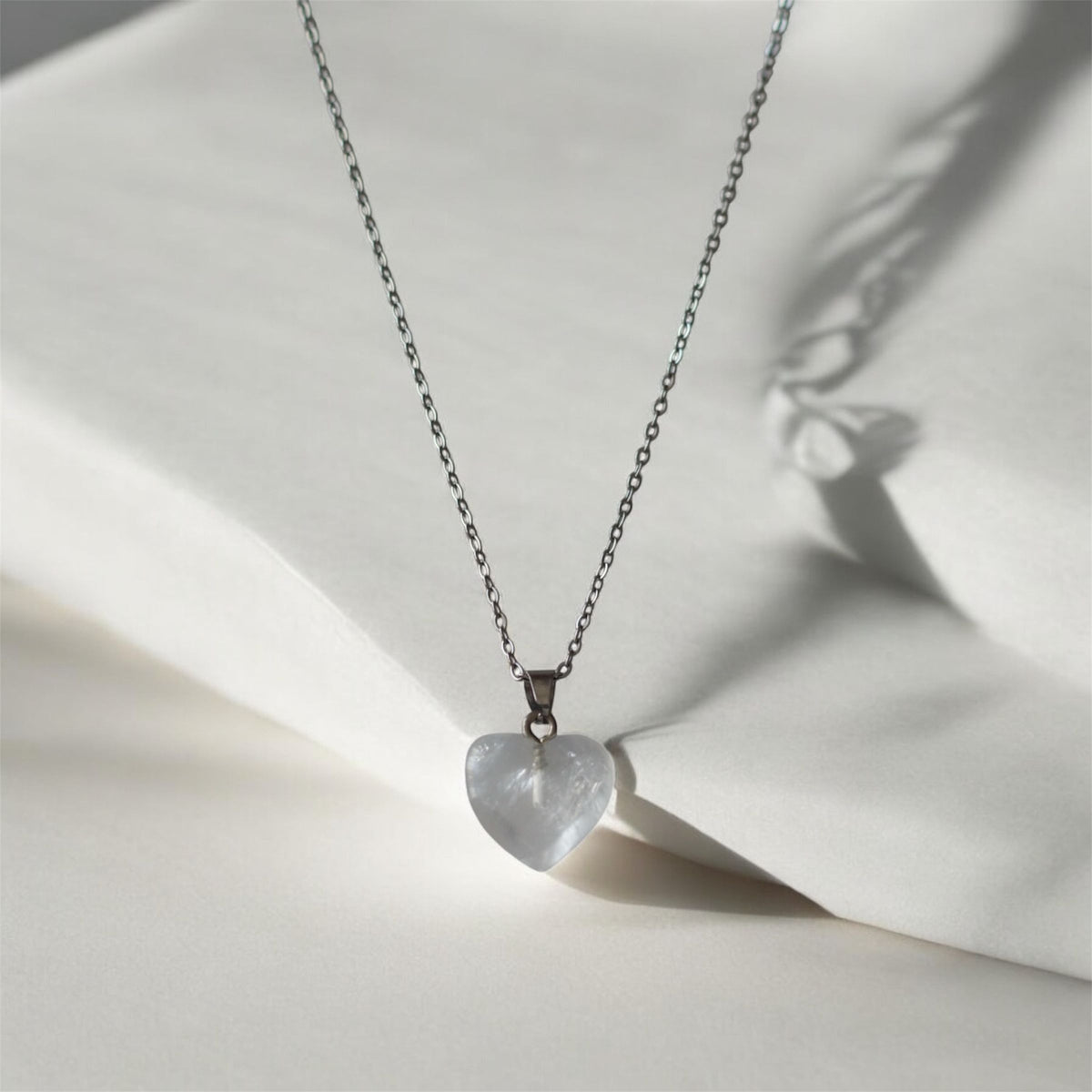 Clear Quartz heart [Stainless steel]