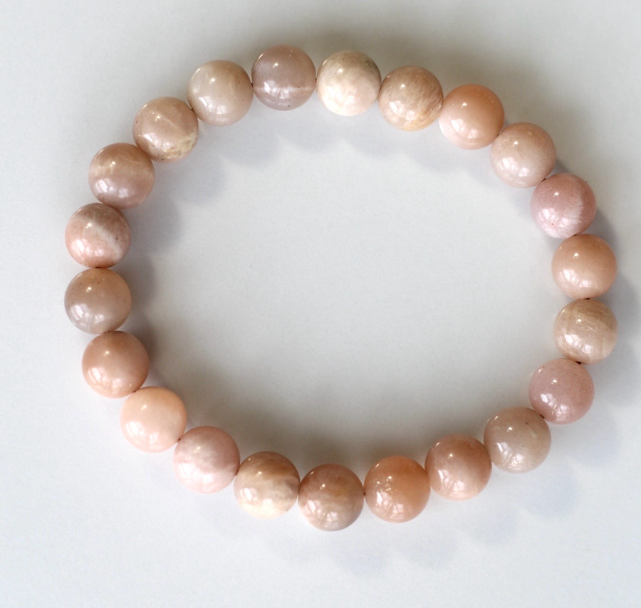 Peach Moonstone Bracelet – Feminine Energy & Emotional Nurturing