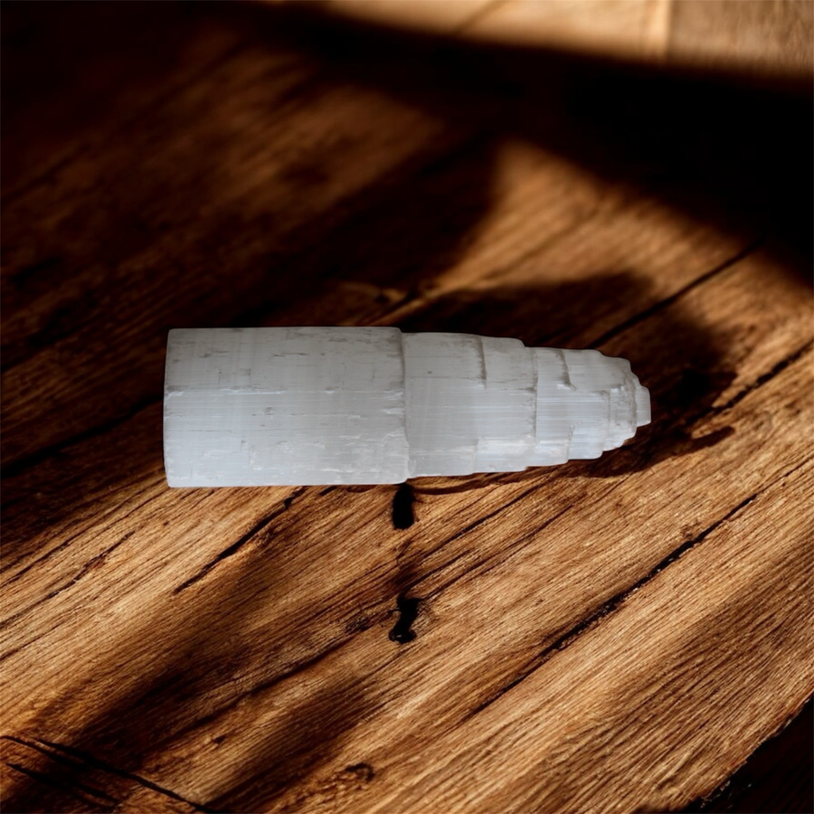 Selenite Tower 15 cm (without Light)