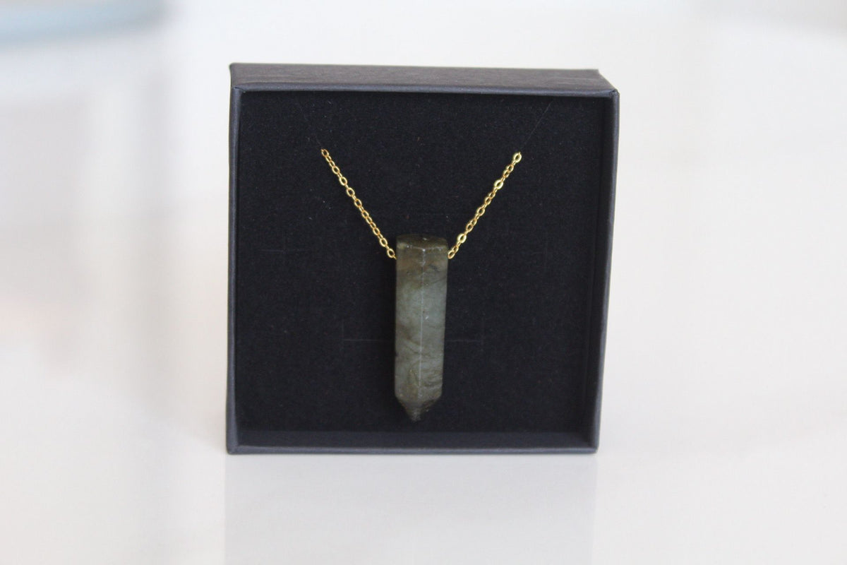 Labradorite Pendant Necklace [Stainless Steel Gold Plated]