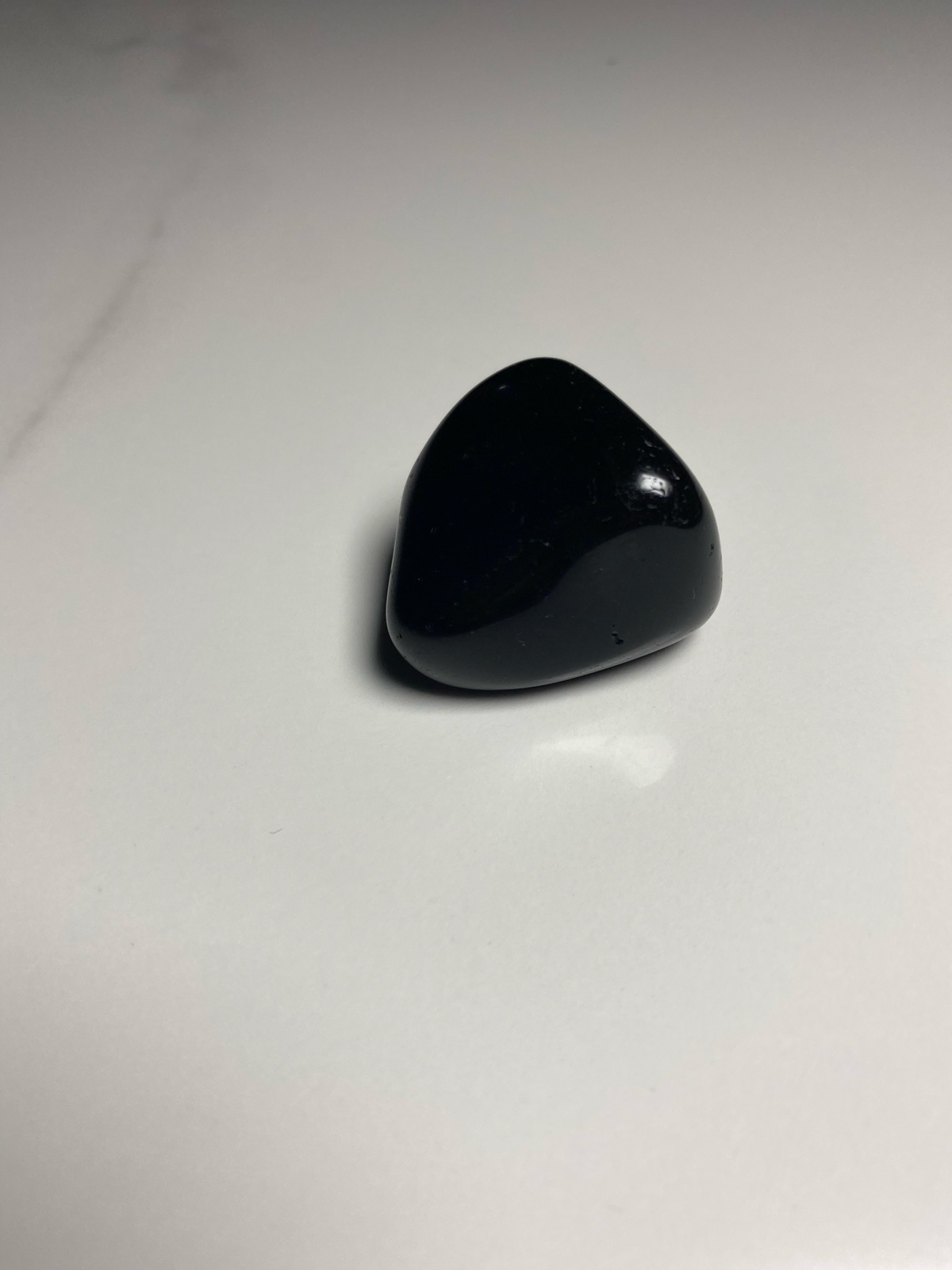 Black Obsidian Tumbled Per Stone (3 to 4 cm)