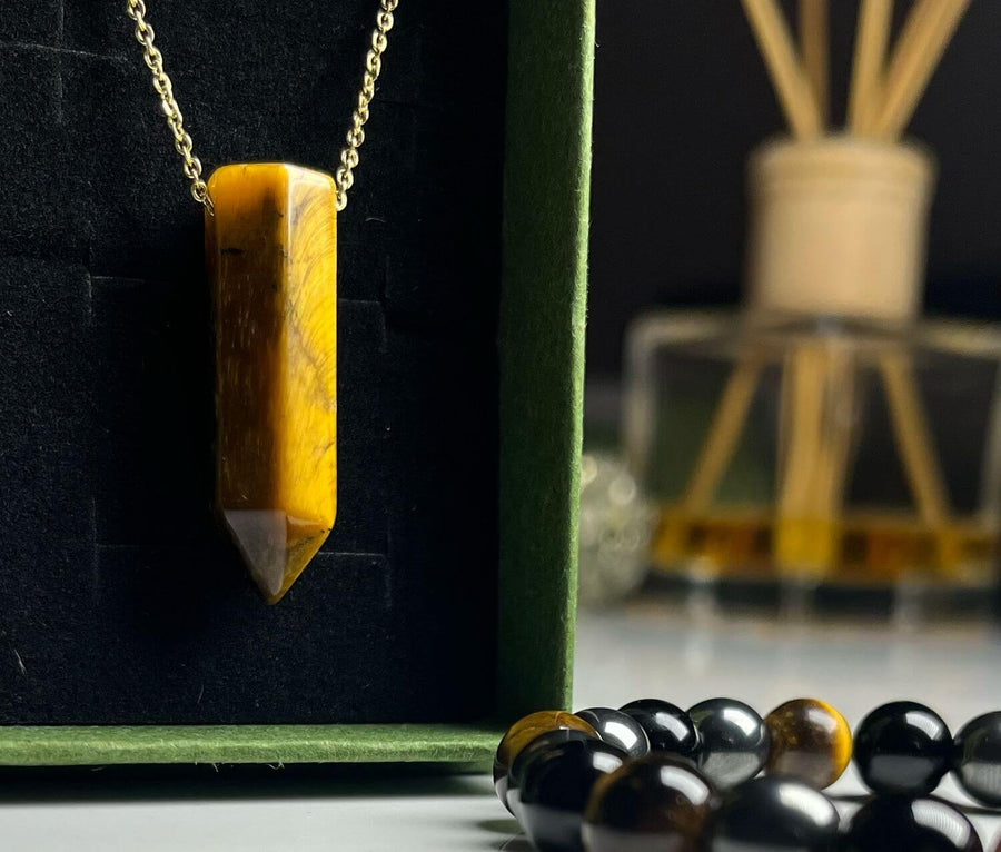 VIKA Confidence and Grounding Jewellery Set