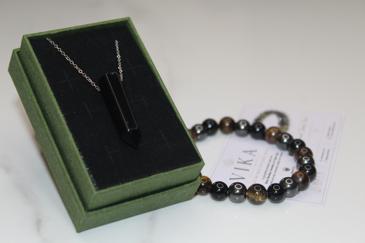 VIKA Protection Jewellery Set